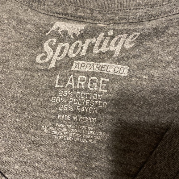 Like new Miller Lite t-shirt - Picture 2 of 2